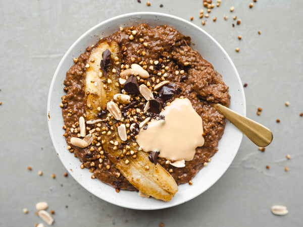 Kakao Porridge mit karamellisierter Banane und Moruga 100% Kakao